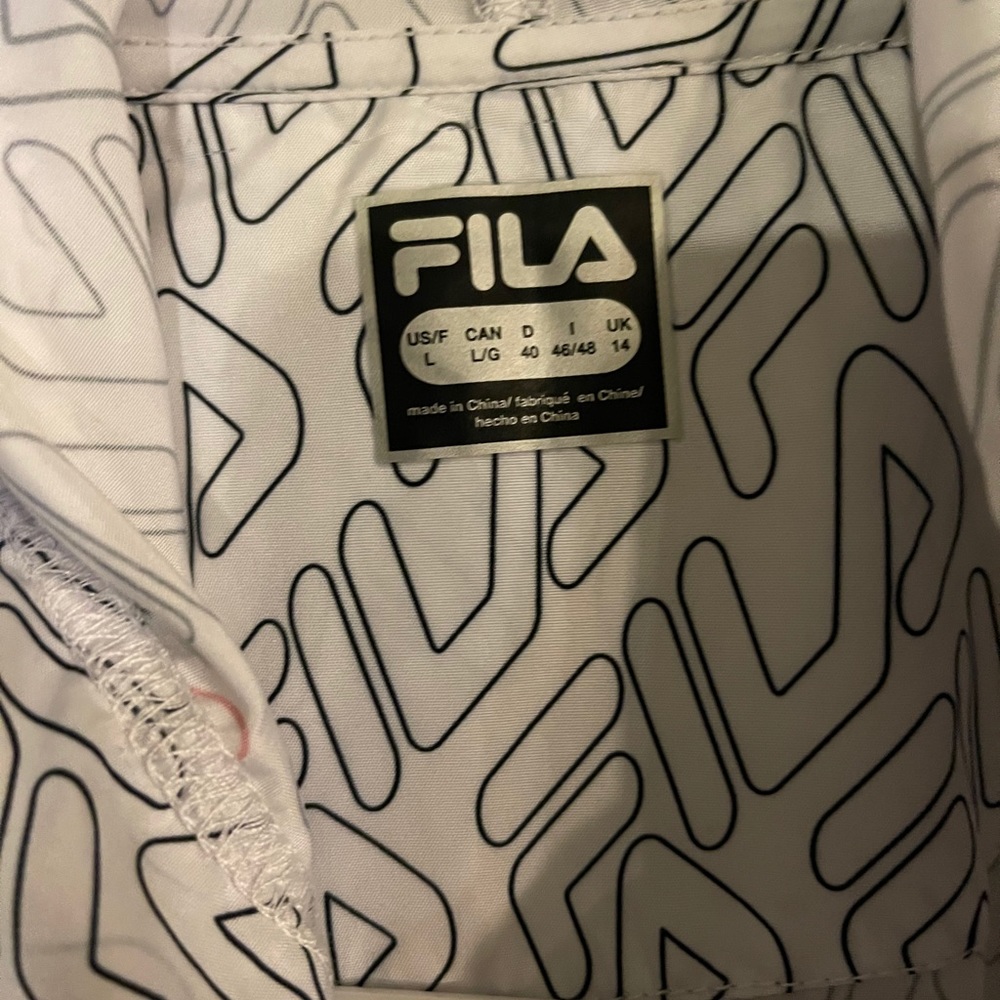 Fila Wind Breaker - Picture 2 of 2
